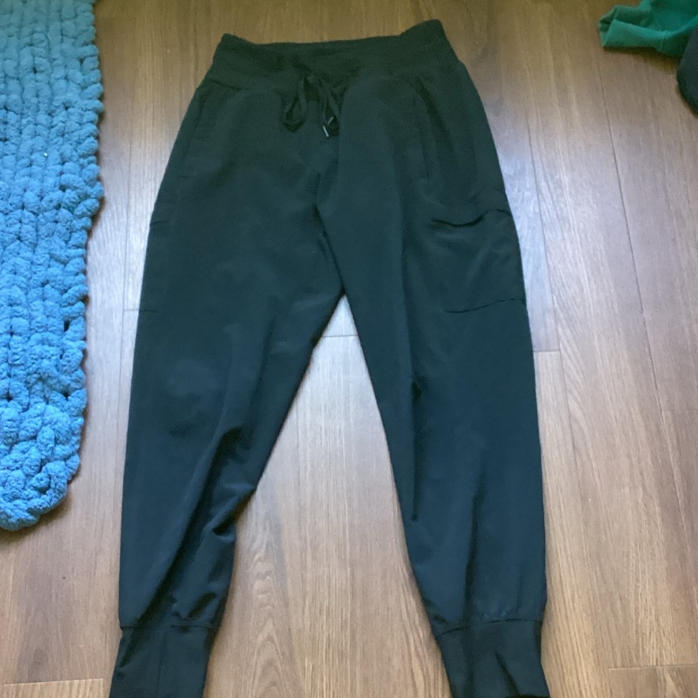 CALIA by Carrie Underwood Black Joggers